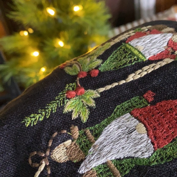 Pottery Barn Holiday Swinging Gnome Embroidered Cotton Gifting Wine Bag Cozy - Picture 7 of 14